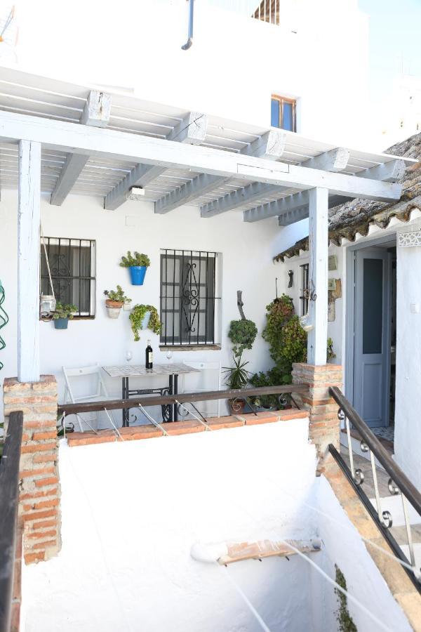 Vivienda Turistica De Alojamiento Rural Silla Vieja مْبيخير ذي لا فرونتيرا المظهر الخارجي الصورة